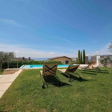 Nyaraló Madaba Pool Und Uneingeschraenktem Seeblick Bardolino